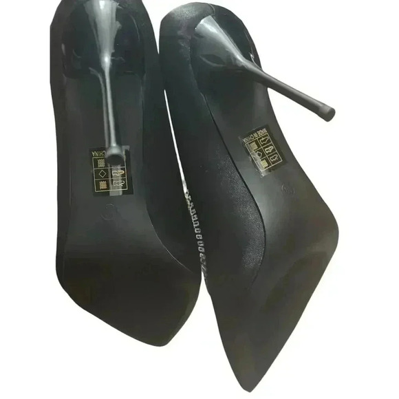 *NWOB* fashion nova Women Black Demi Embellished Heels - Size:10. - Picture 7 of 7